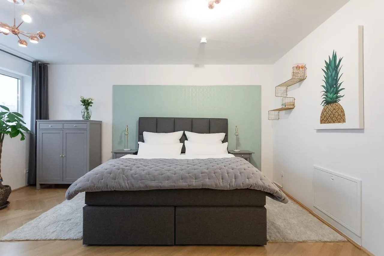 ☆NEW☆Luxus Studio☆NETFLIX/BOXSPRING ☆10min Centre☆ Viena 0*,  Austria